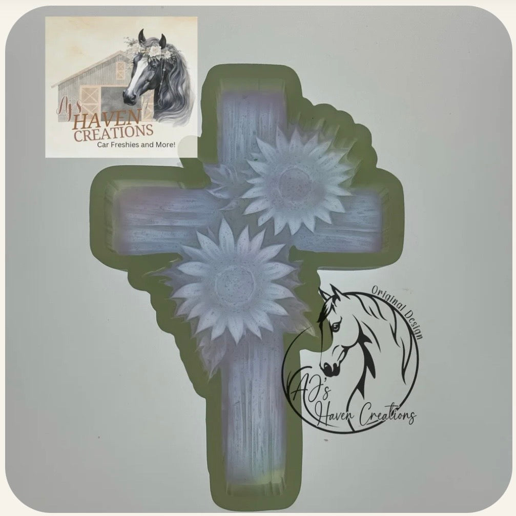 Wood Cross w/ Sunflowers 3D - Freshie
