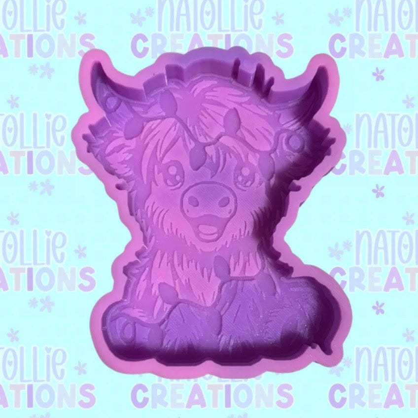 Highland Cow w/ Christmas Lights - Freshie