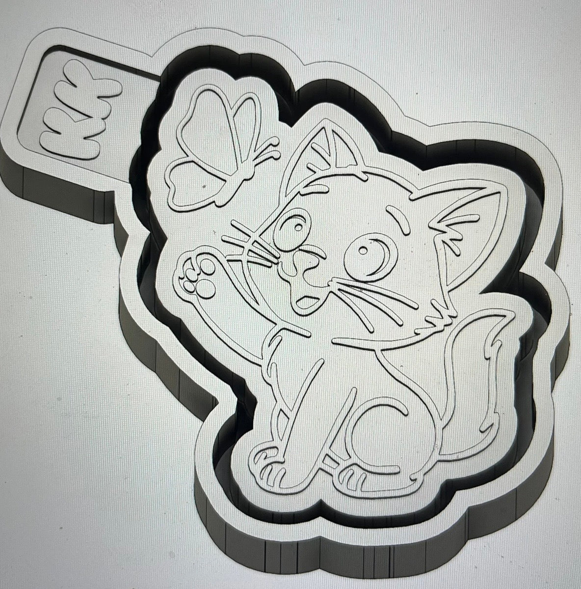 Cat w/ Butterfly - Freshie