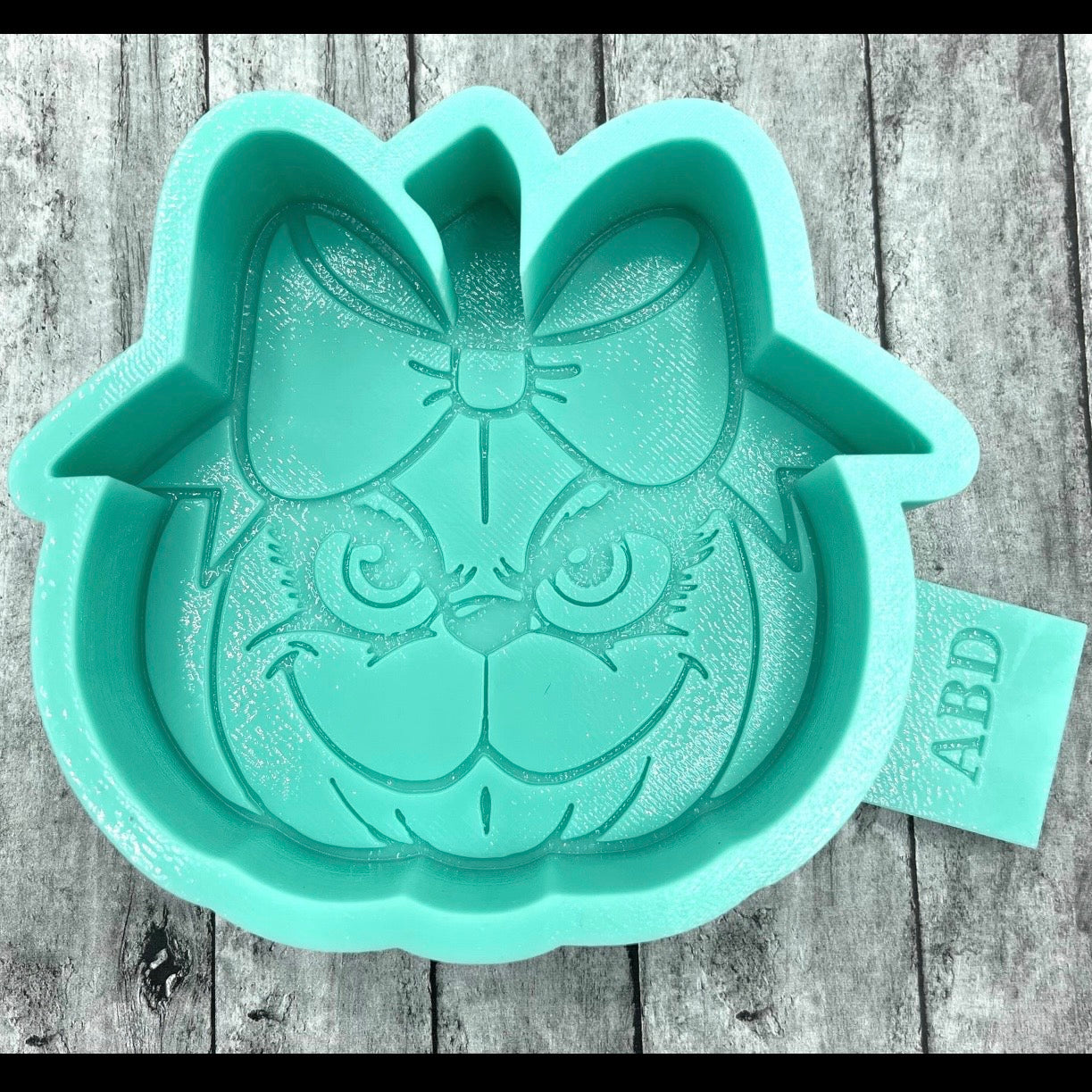 Green Guy Pumpkin Face - Freshie