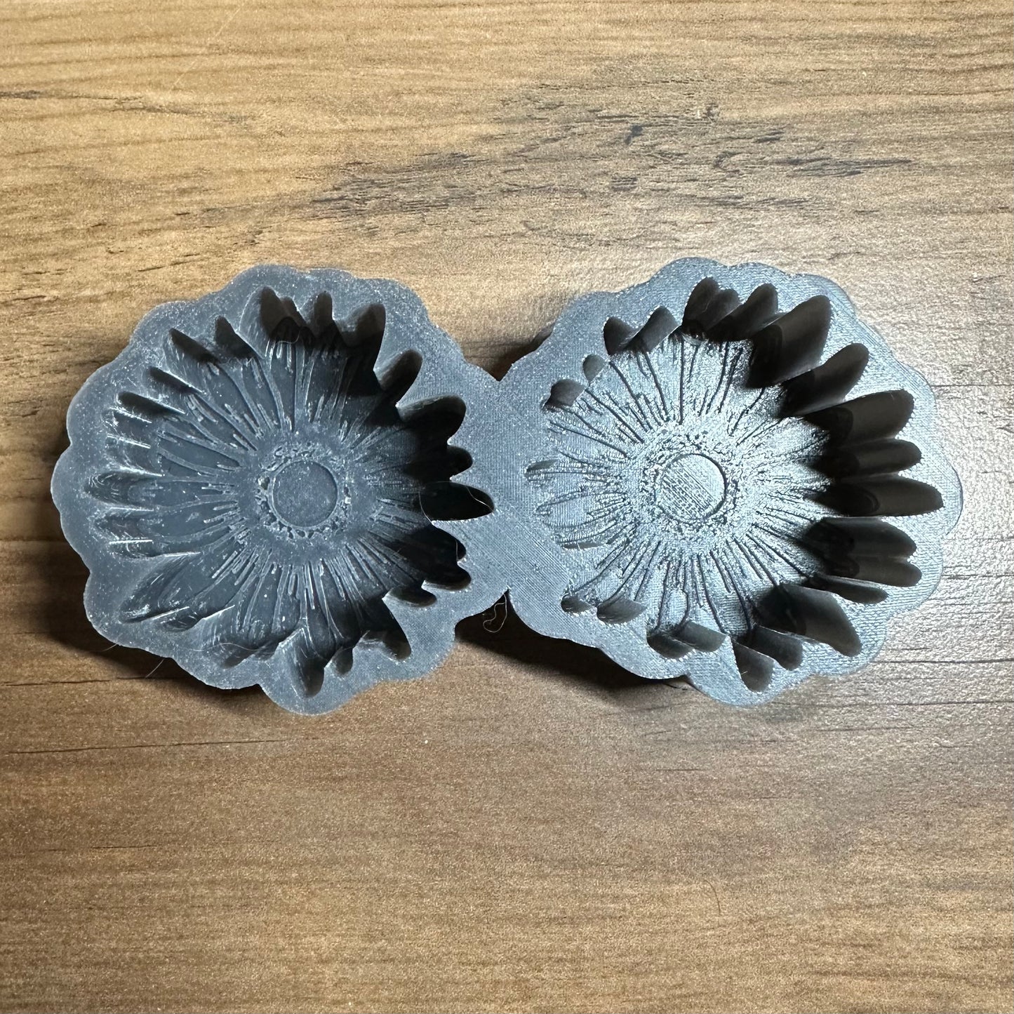 Sunflower / Vent Clip Pair - Freshie